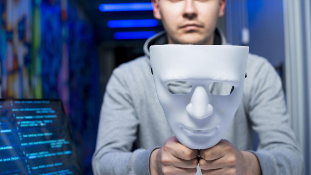 È stato identificato un nuovo tipo di truffa in cui i conti bancari vengono rubati acquistando online con accessori economici.